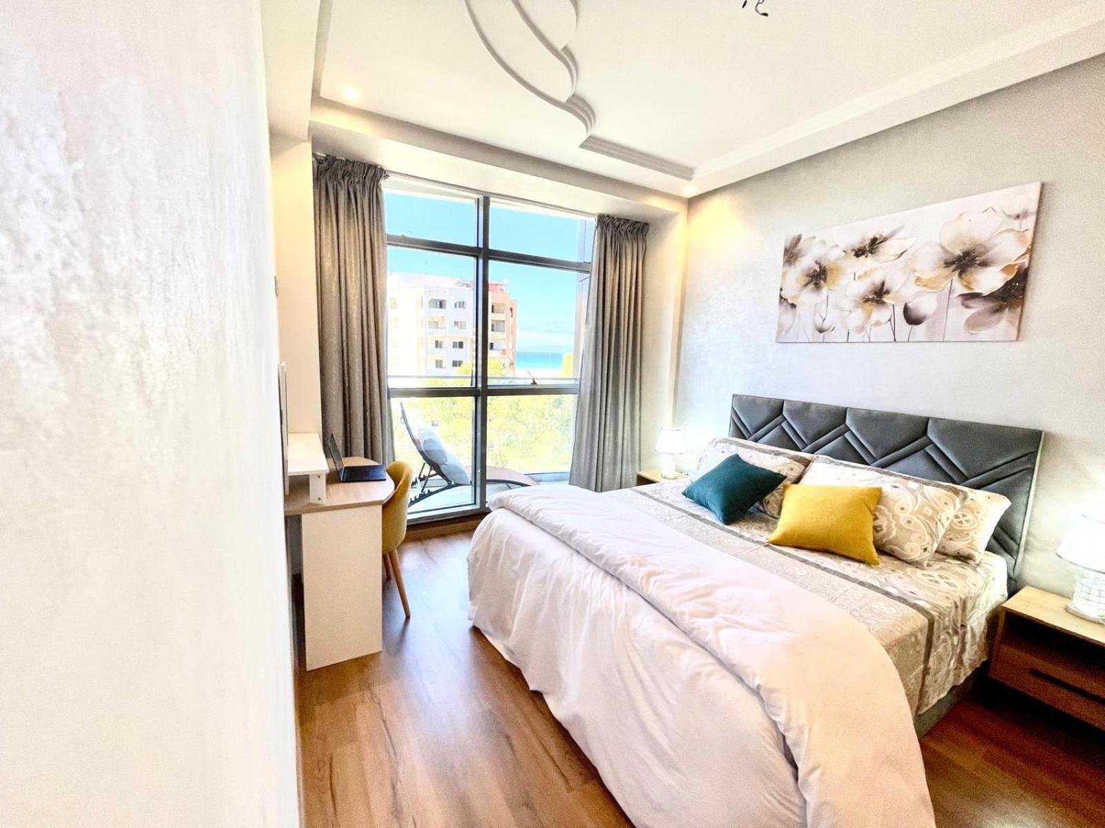 Modern Elegance With Sea Views In Central Tangier - Steps To Beach, Train And Attractions! מראה חיצוני תמונה